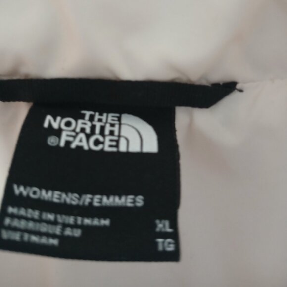 The North Face Puffer Jacket - Picture 3 of 4